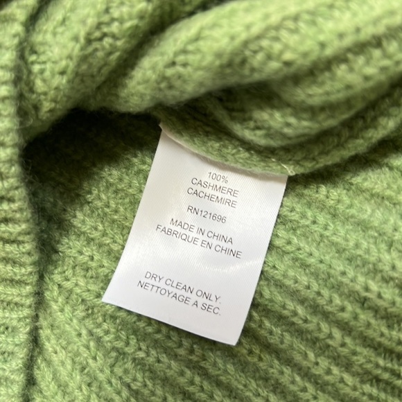 New! Demylee NY small sage green mindy cashmere cardigan . - Picture 13 of 13